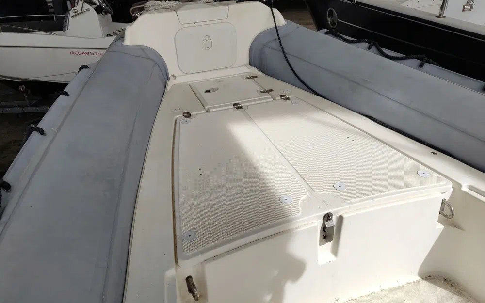 slider 8 Joker Boat Clubman 22