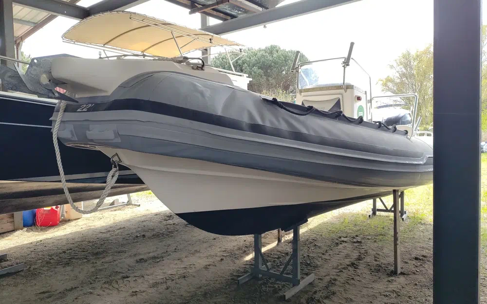 slider 2 Joker Boat Clubman 22