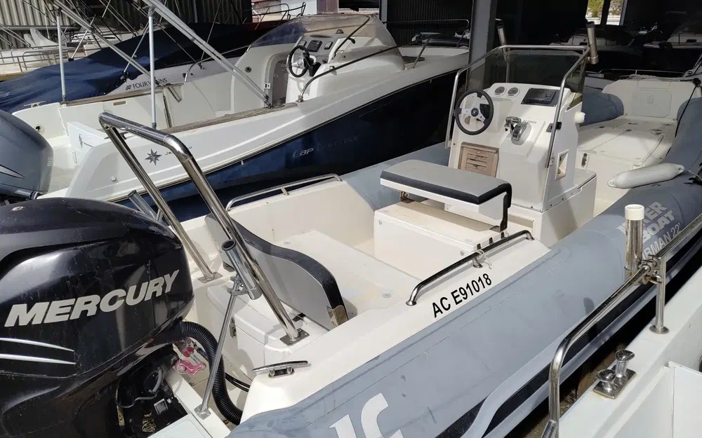 slider 0 Joker Boat Clubman 22