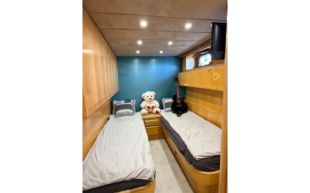 slider 9 Arno Leopard 23