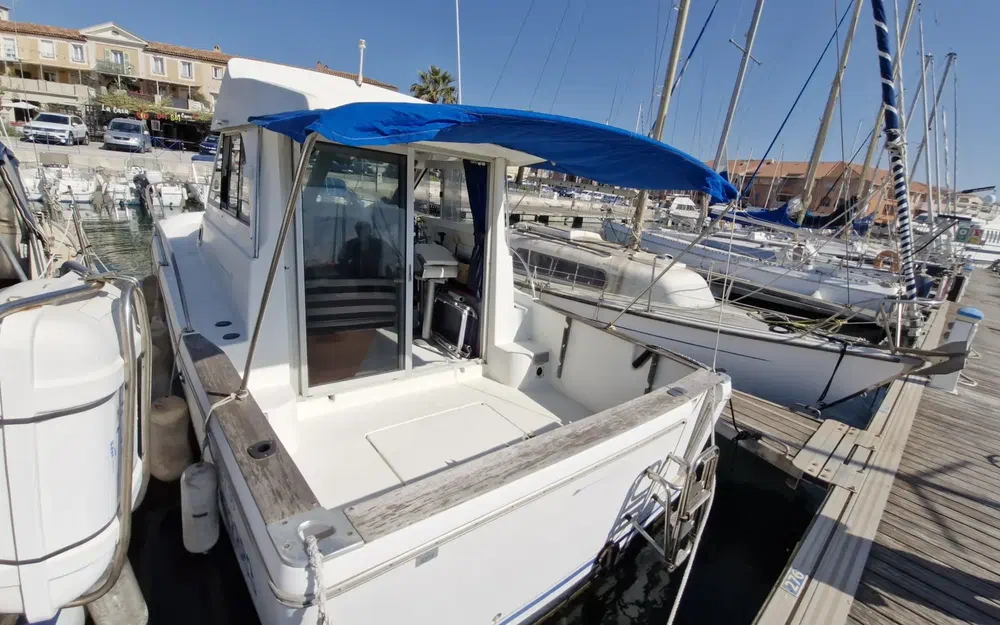 slider 5 Beneteau Antares 755