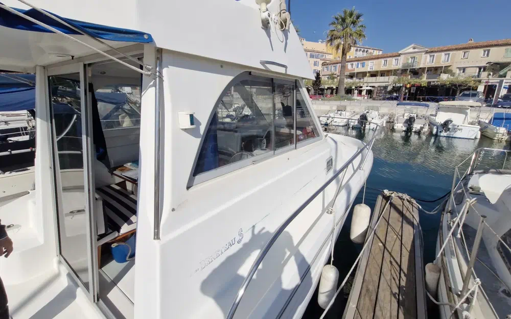 slider 7 Beneteau Antares 755