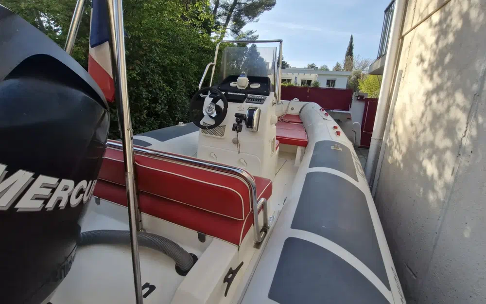 slider 6 Sacs S 540 Young