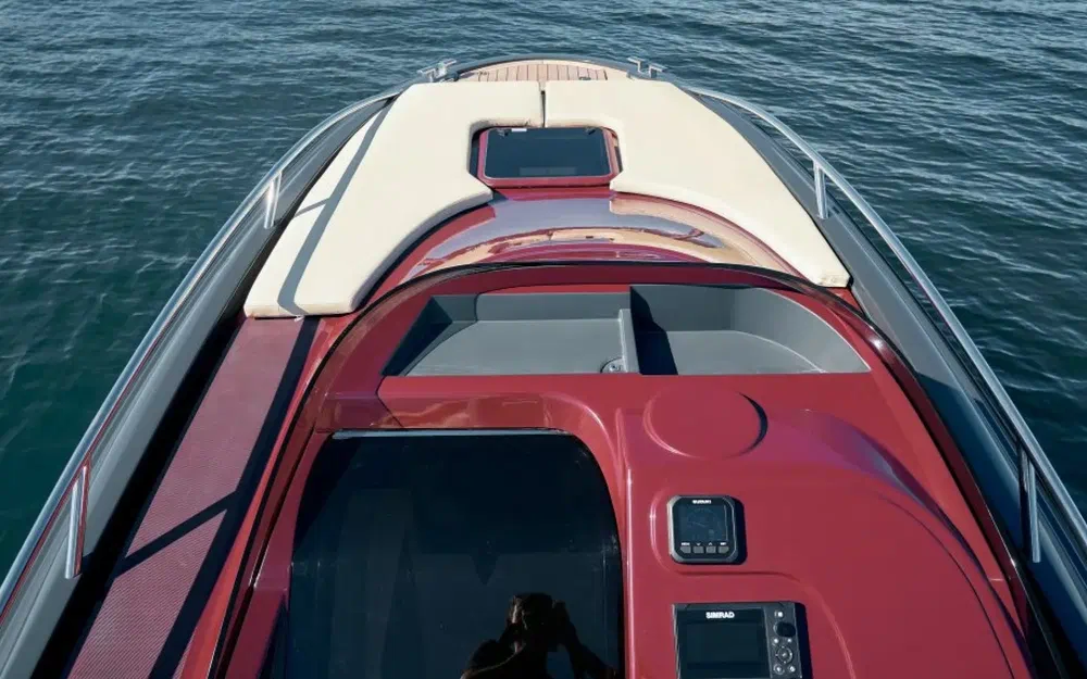 slider 6 Clear Libra 650 Cabin