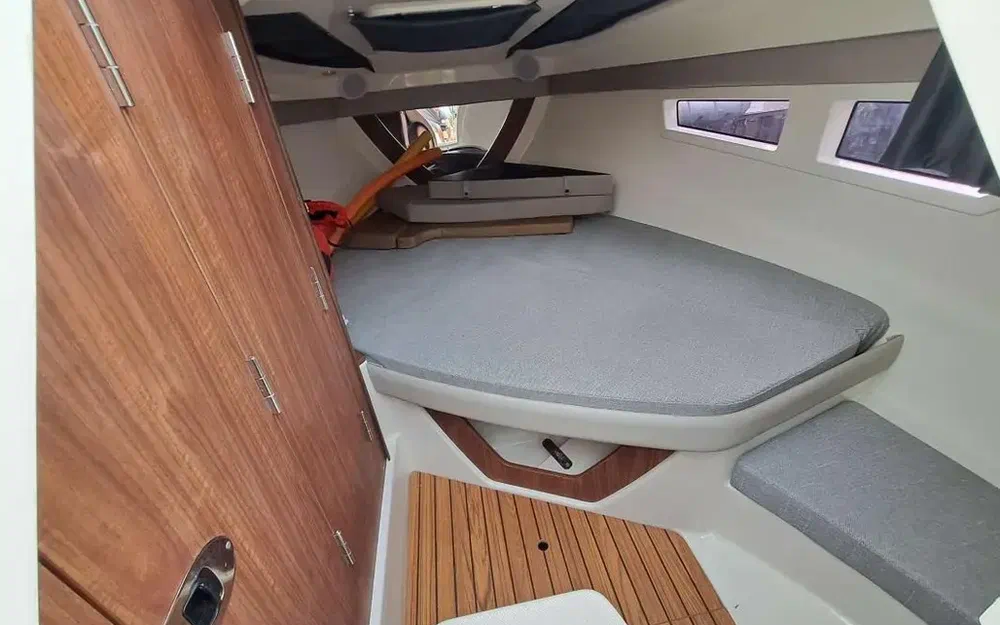 slider 7 Quicksilver Activ 805 Cruiser