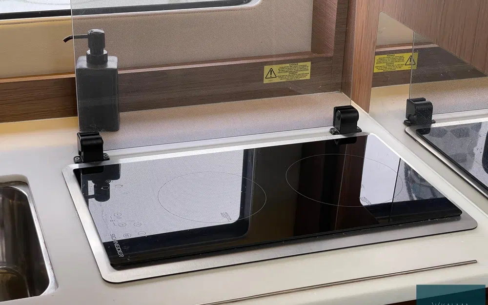 slider 15 Jeanneau Leader 46