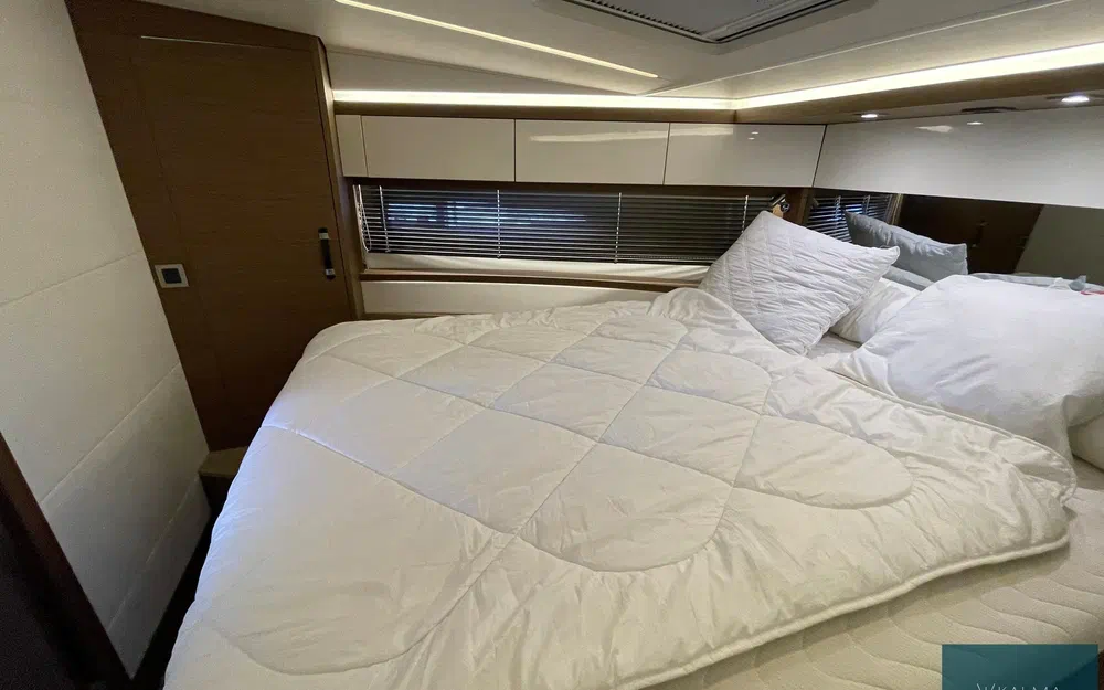 slider 18 Jeanneau Leader 46