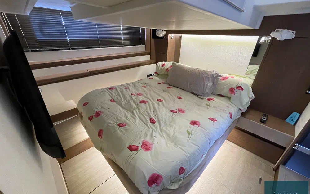 slider 23 Jeanneau Leader 46