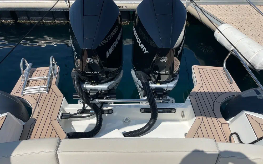 slider 12 Joker Boat Clubman 30