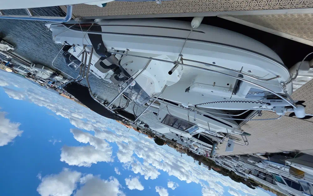 slider 4 Beneteau Flyer 7.7 SPACEdeck