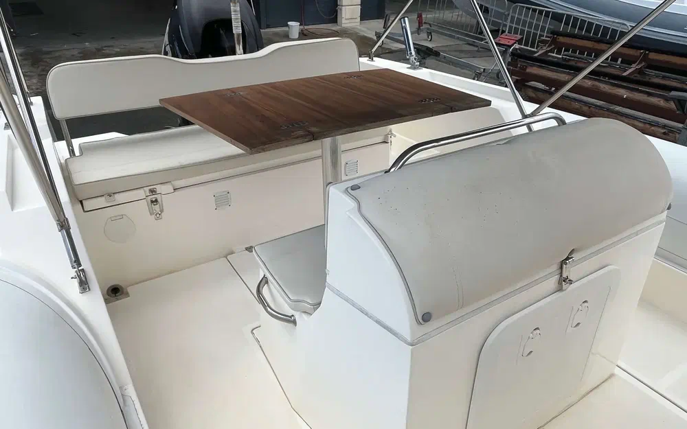 slider 11 Nuova Jolly 700