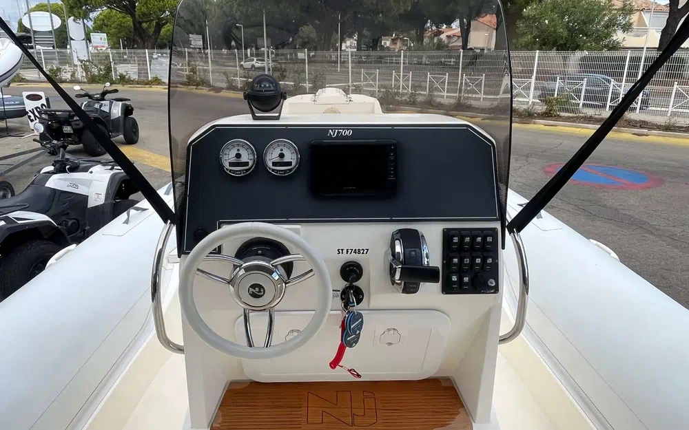 slider 7 Nuova Jolly 700