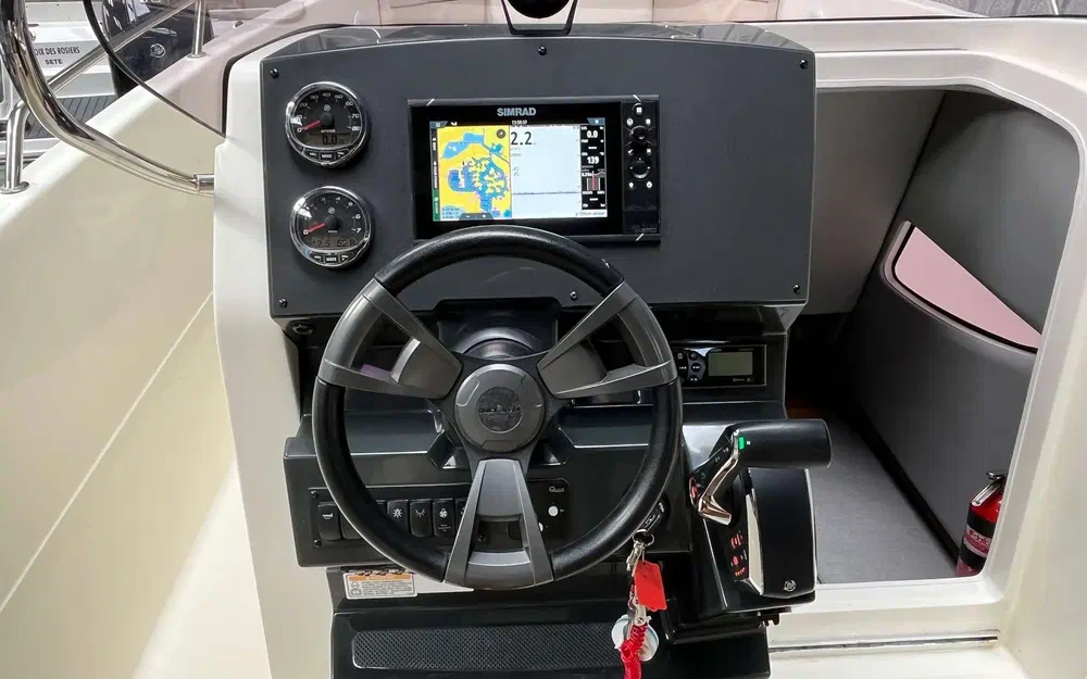 slider 16 Quicksilver Activ 805 Open