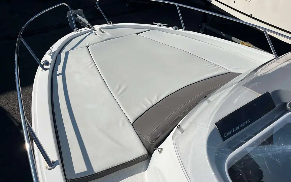 slider 4 Jeanneau Cap Camarat 6.5 WA Serie 2