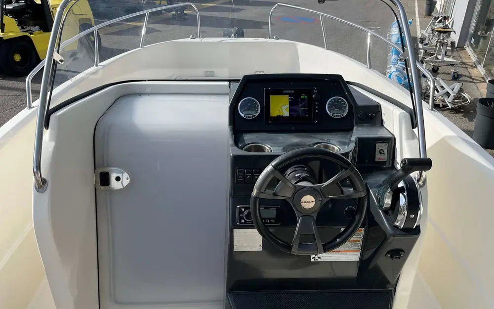 slider 4 Quicksilver Activ 675 Open