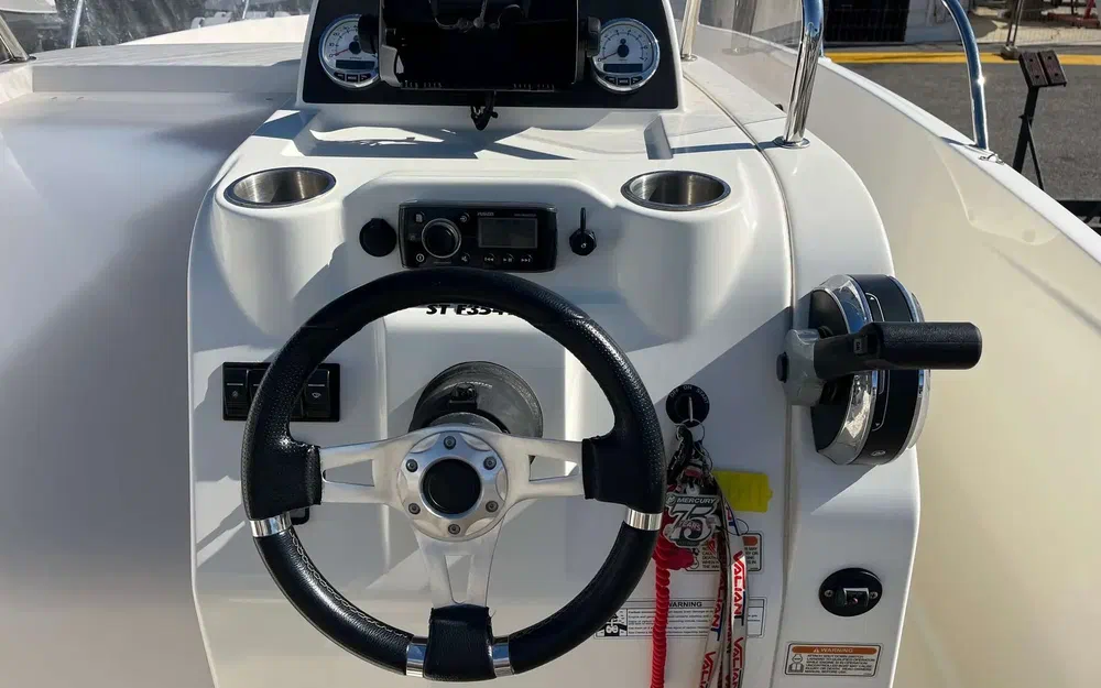 slider 12 Quicksilver Activ 675 Open