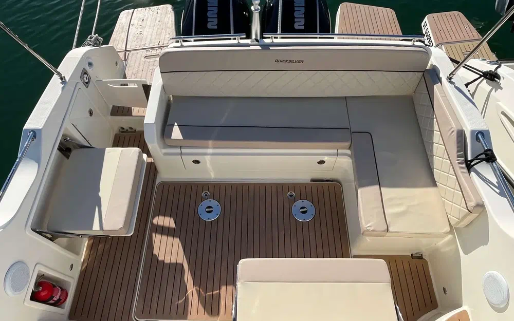 slider 11 Quicksilver Activ 875 Sundeck