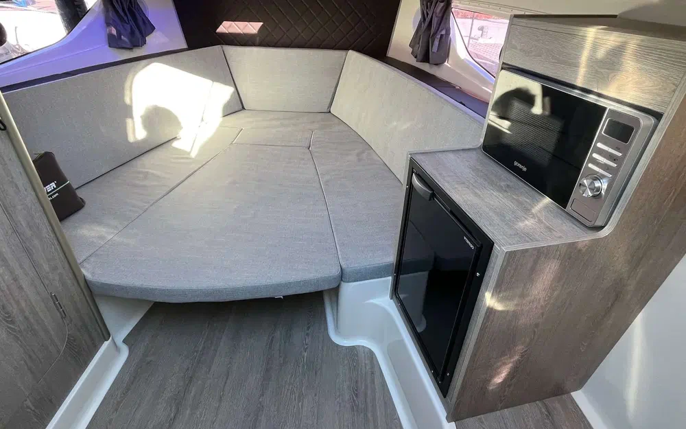 slider 15 Quicksilver Activ 875 Sundeck