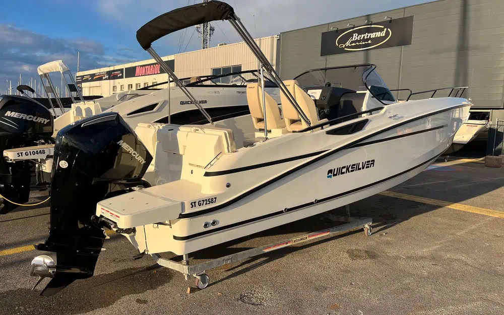 slider 16 Quicksilver Activ 805 Open