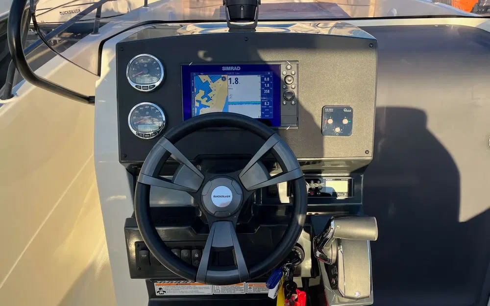 slider 4 Quicksilver Activ 805 Open