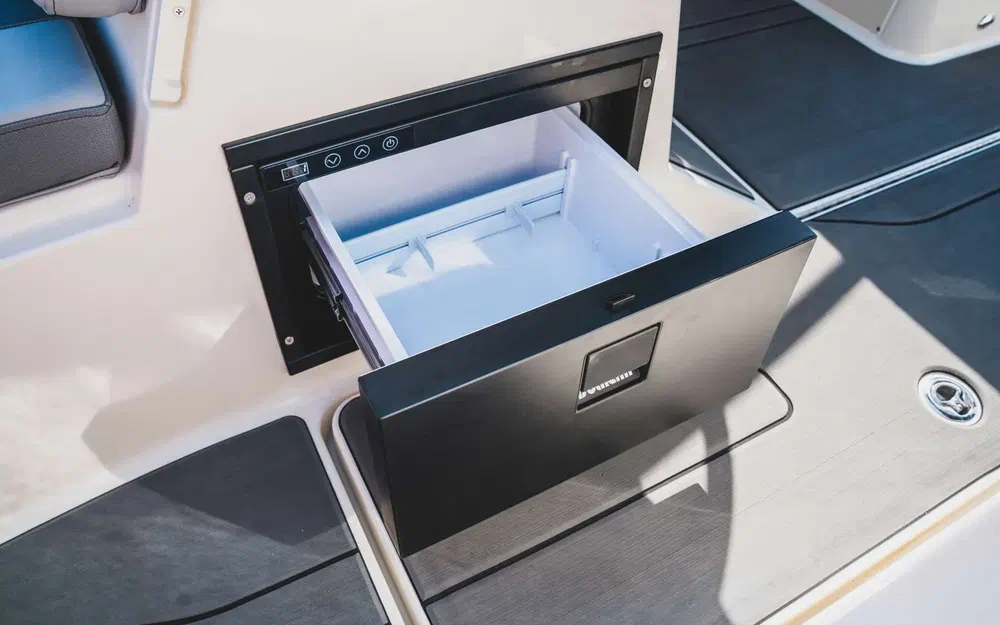 slider 7 Bayliner V20