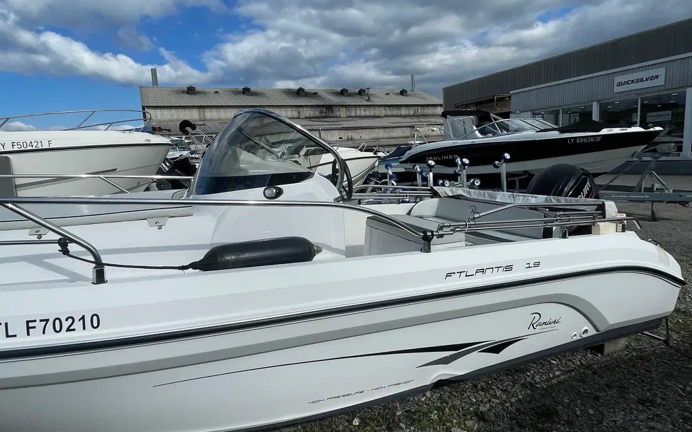 slider 1 Ranieri Atlantis 19