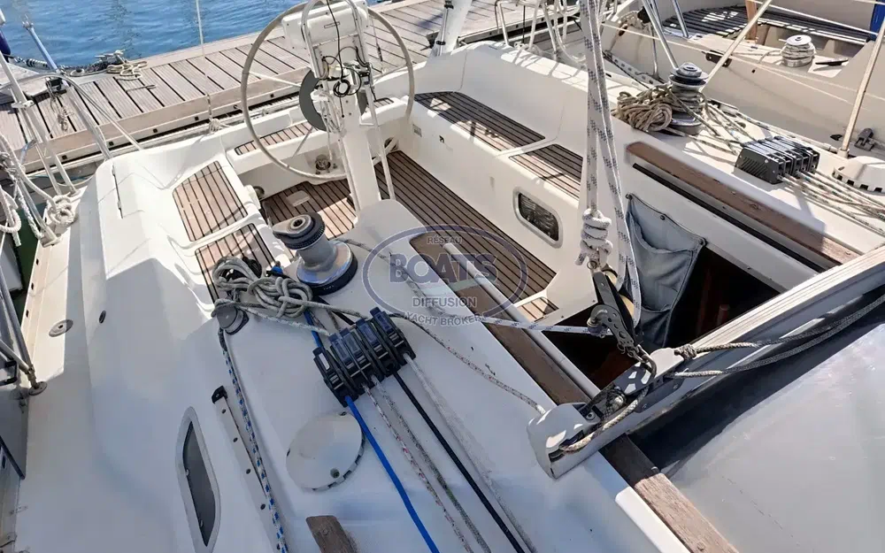 slider 1 Jeanneau Sun Odyssey 32.1