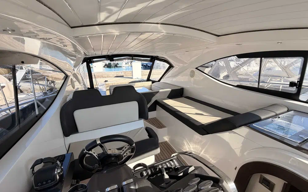 slider 10 Galeon 405 HTL