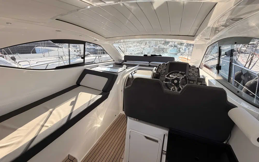 slider 11 Galeon 405 HTL