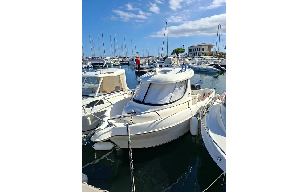 slider 20 Quicksilver 640 Pilothouse