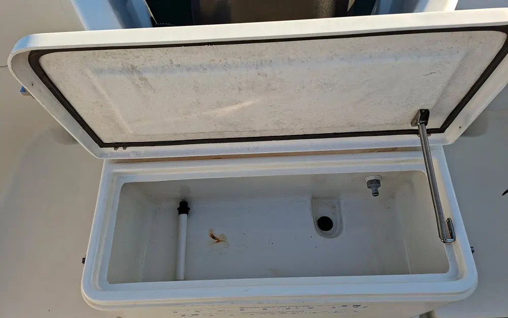 slider 13 Quicksilver 640 Pilothouse