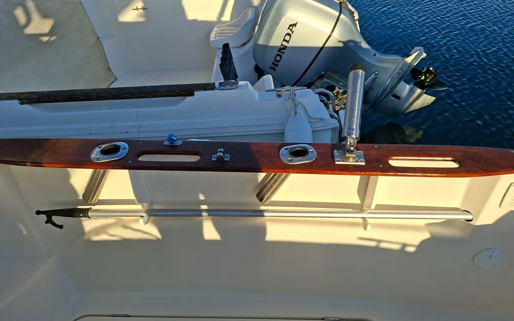 slider 14 Quicksilver 640 Pilothouse