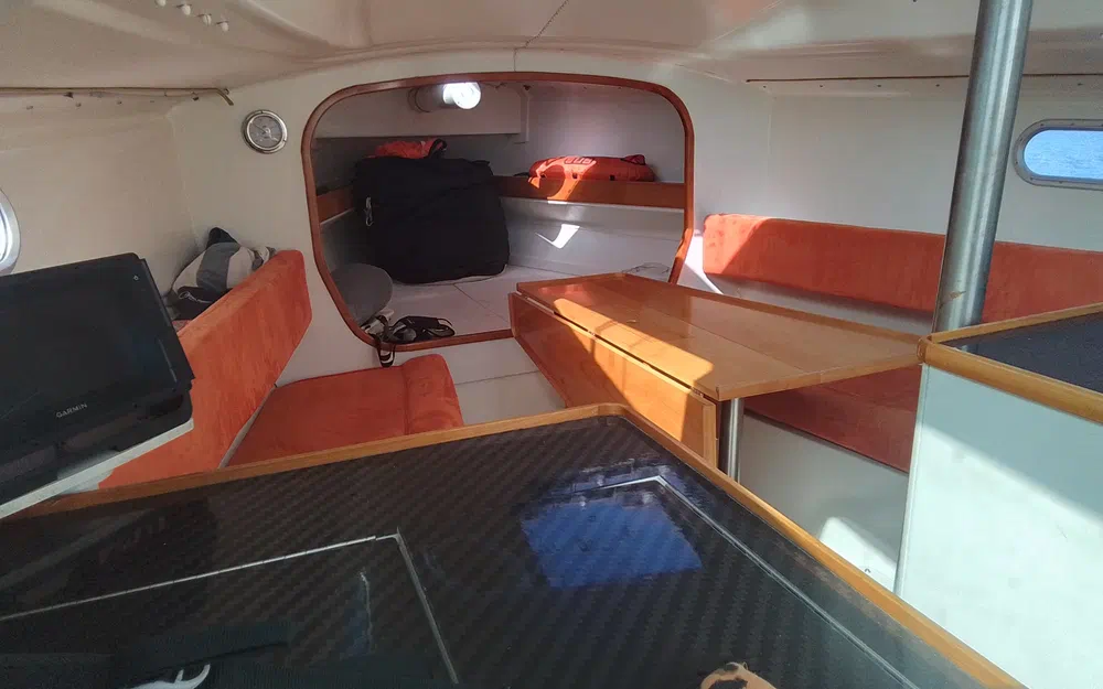 slider 3 IDB Marine Malango 1045