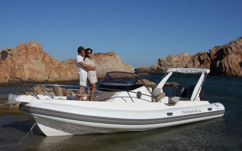 slider 1 Capelli Tempest 850 WA