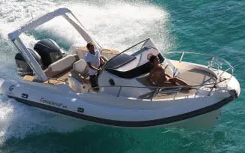 slider 6 Capelli Tempest 850 WA