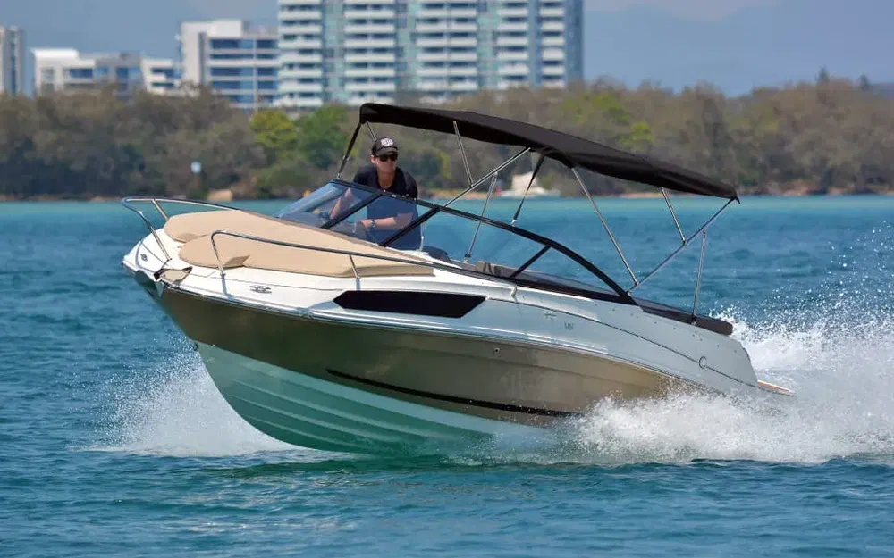 slider 5 Bayliner VR5 Cuddy OB