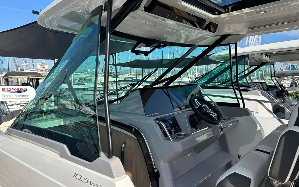 slider 1 Jeanneau Cap Camarat 10.5 WA Cap Camarat 10.5 Wa Serie 2