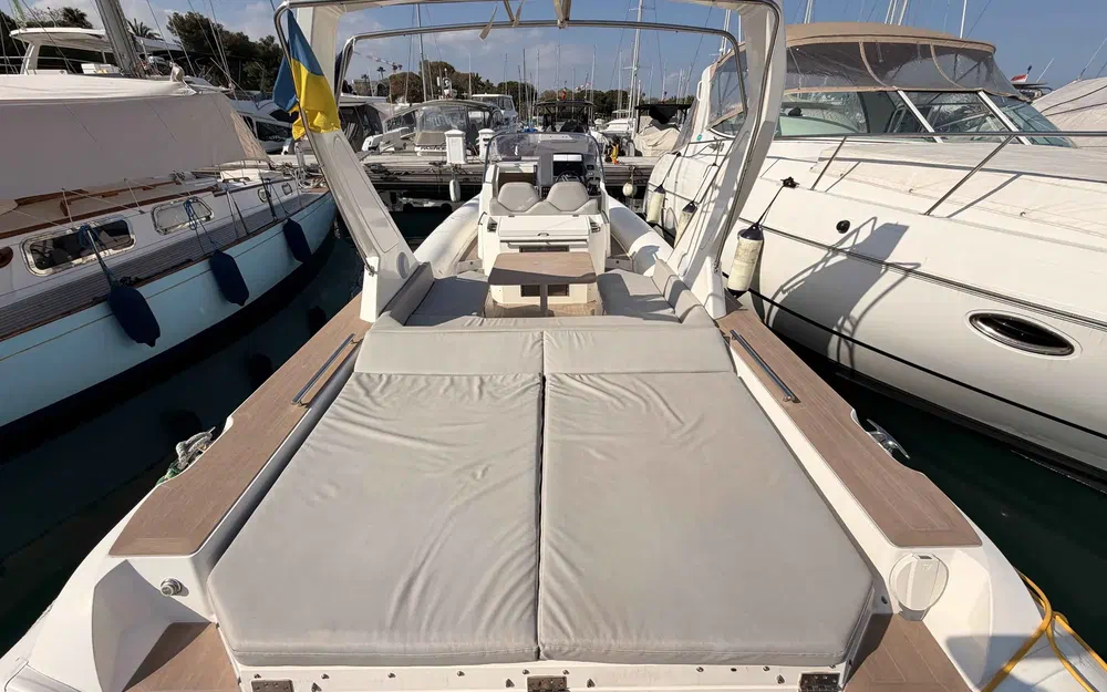 slider 9 Capelli Tempest 40