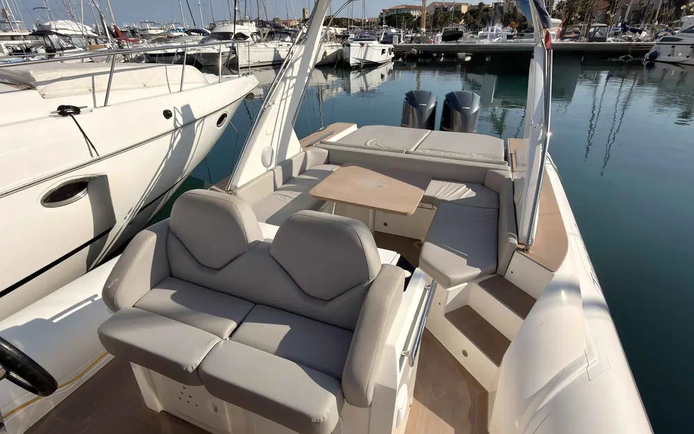 slider 13 Capelli Tempest 40