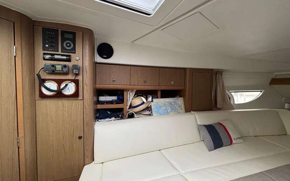 slider 11 Beneteau Gran Turismo 34