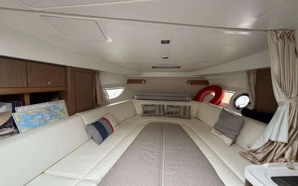 slider 6 Beneteau Gran Turismo 34