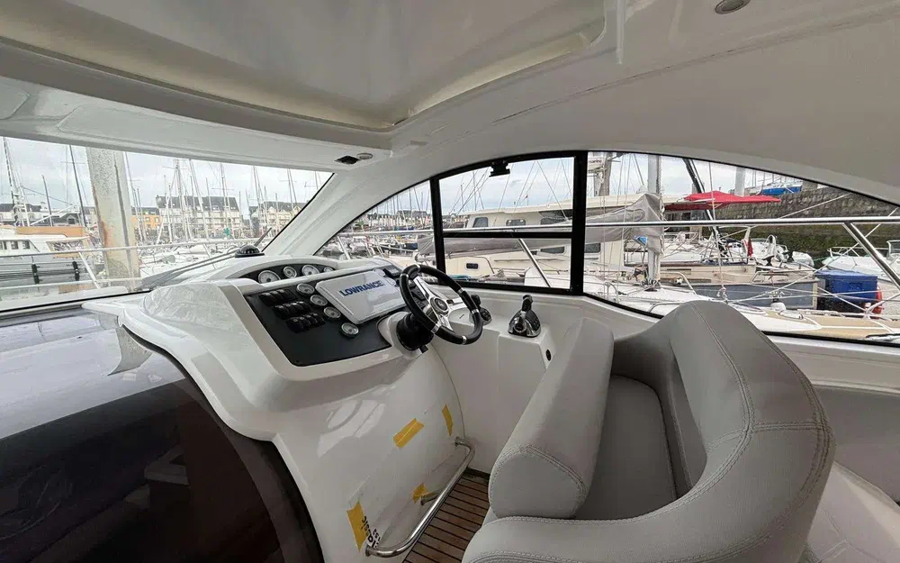 slider 7 Beneteau Gran Turismo 34