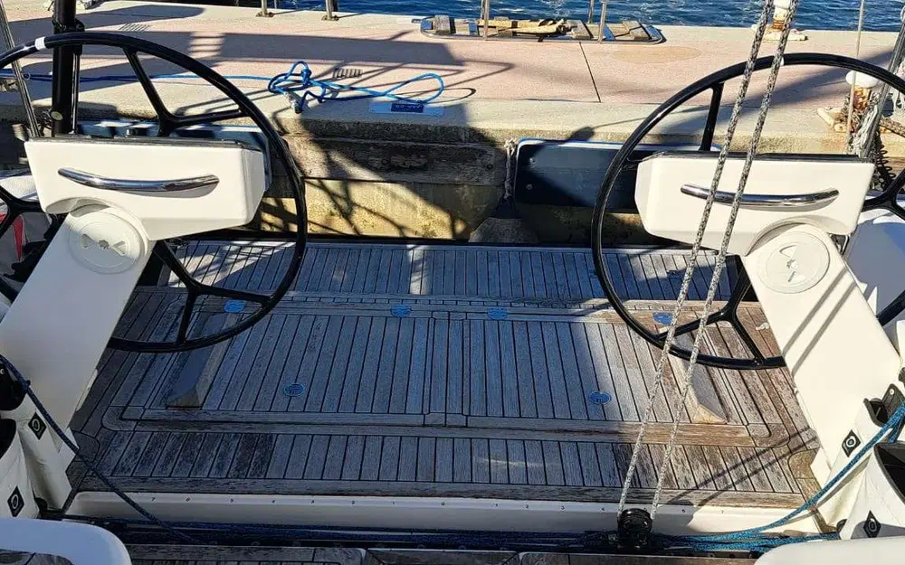 slider 22 Salona 380