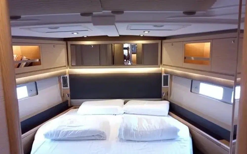 slider 16 Dufour 530