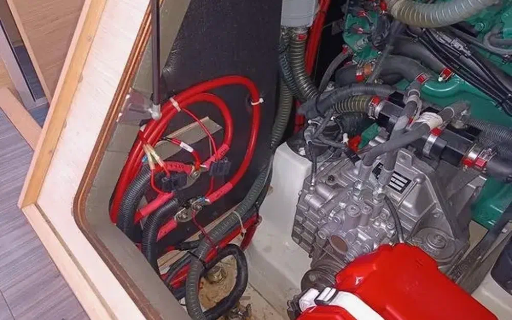 slider 26 Dufour 530