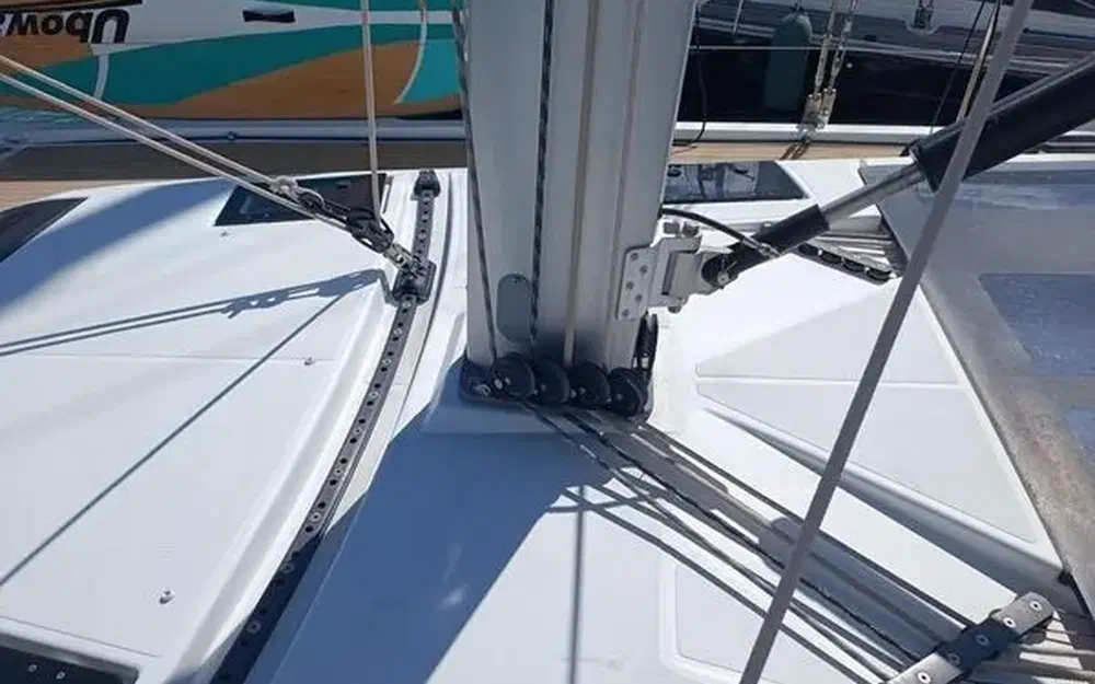 slider 34 Dufour 530