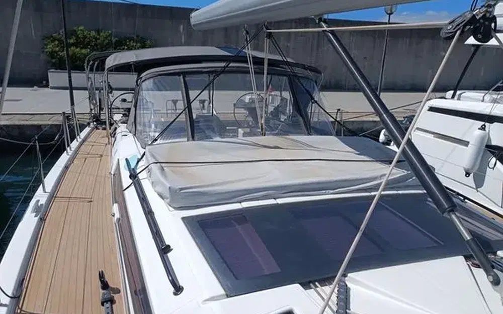 slider 45 Dufour 530