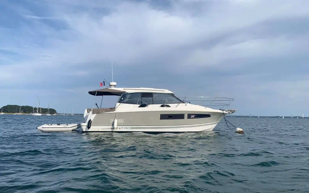 slider 0 Jeanneau NC 9