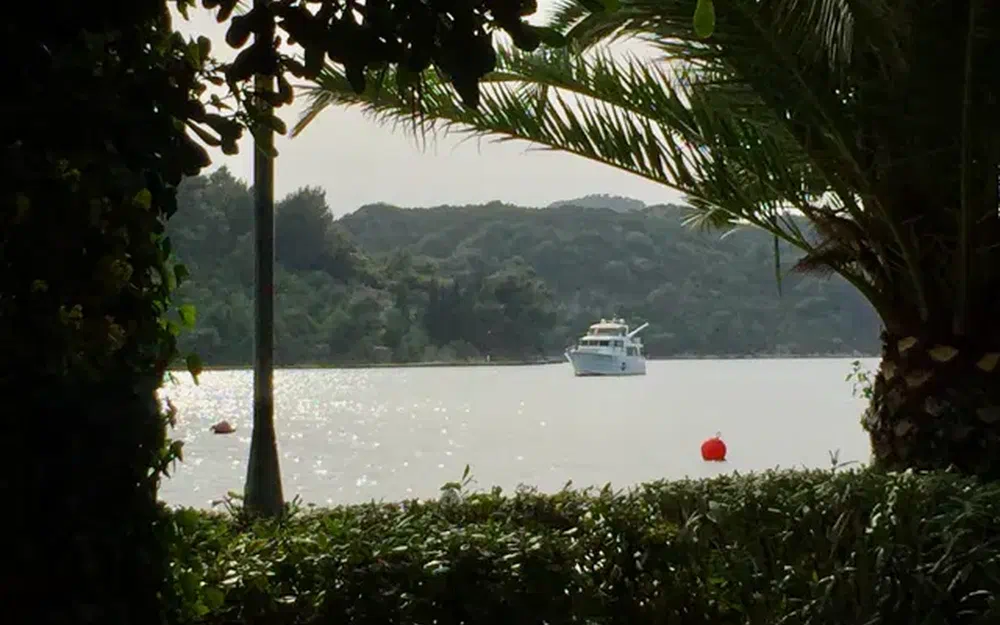 slider 13 Beneteau Swift Trawler 52