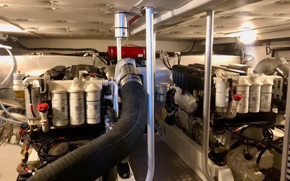 slider 14 Beneteau Swift Trawler 52